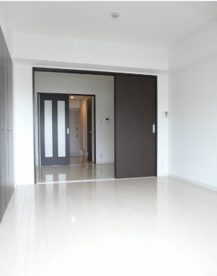 物件内観写真6　(居間です)