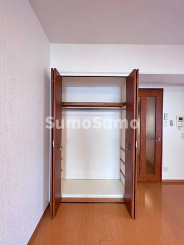 収納(こまごまとしたものを収納できそうですね)
