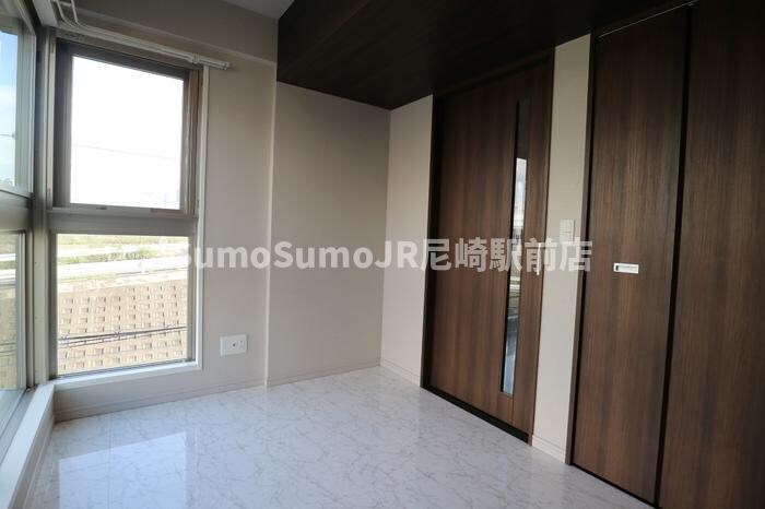 物件内観写真9　(スタンダードな洋室です)