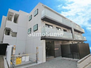 クレイシア目黒都立大学外観写真