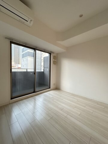 物件内観写真8　(日々の疲れを癒すお風呂付です)