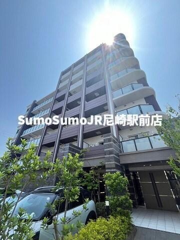 物件外観写真1　(外観もきれいです)