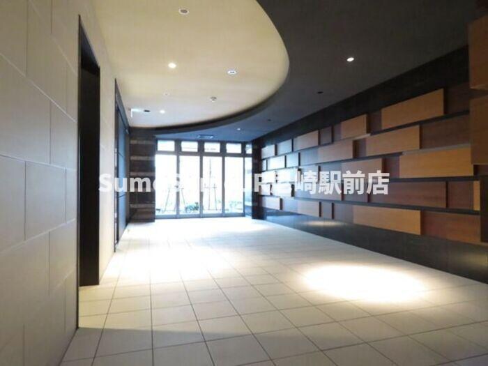 物件外観写真2　(毎日通るロビーはこのようになっています)