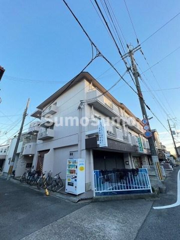 外観(落ち着いた雰囲気の外観です)