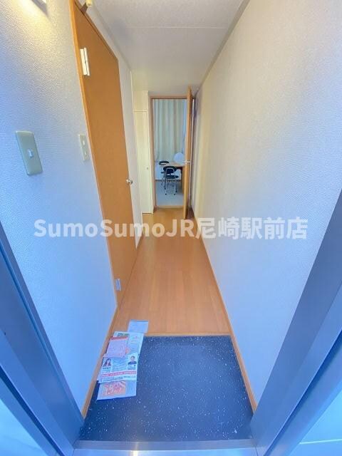 物件内観写真4　(玄関です)