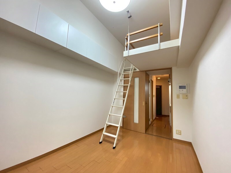 物件内観写真5　(リビングです)