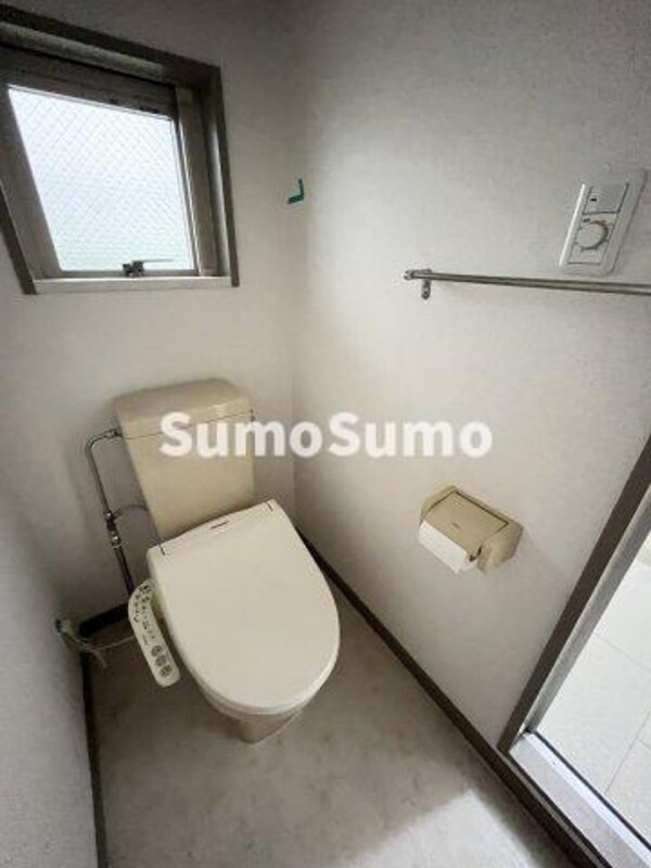 トイレ(落ち着いたトイレです)