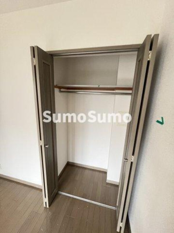 収納(たっぷりとした収納スペースです)