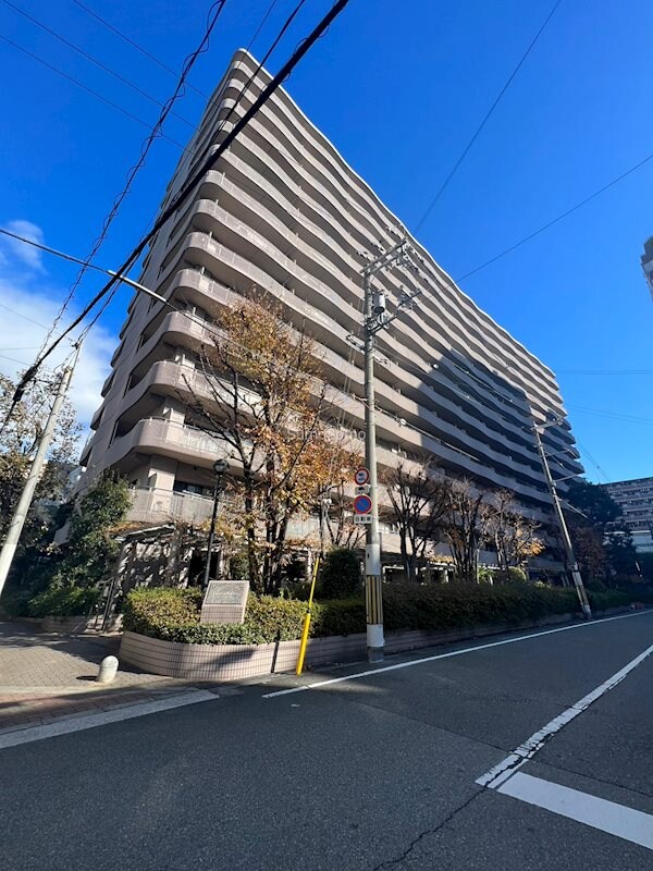 物件外観写真1　(外観もきれいです)