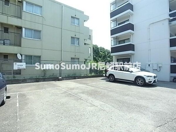 駐車場(駐車場完備です)