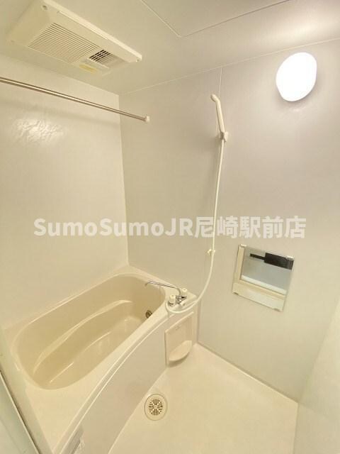 物件内観写真8　(お風呂です)