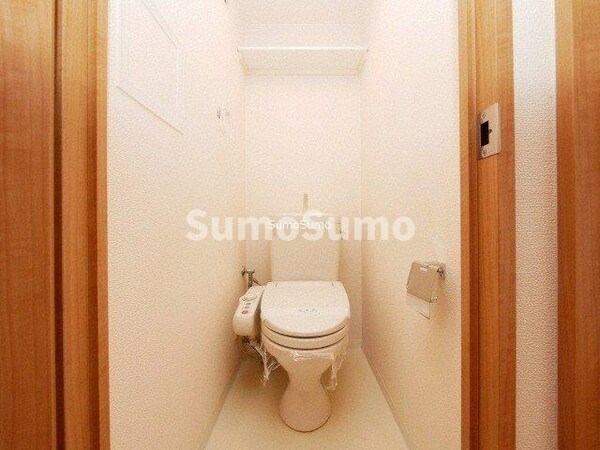 トイレ(シンプルで使いやすいトイレです)