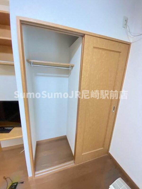 収納(たっぷりとした収納スペースです)