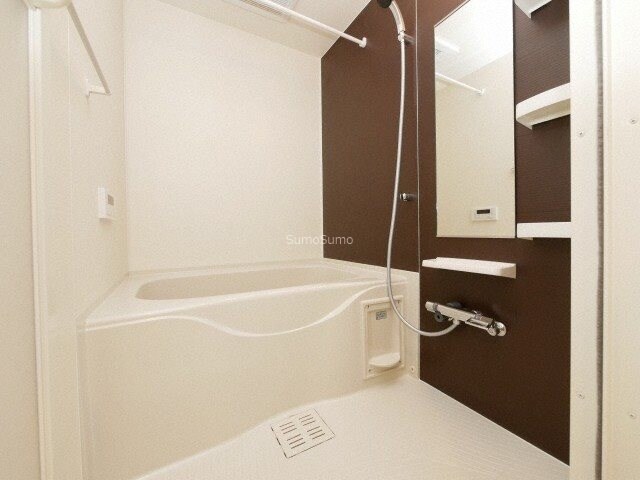 物件内観写真8　(日々の暮らしに欠かせないお風呂です)