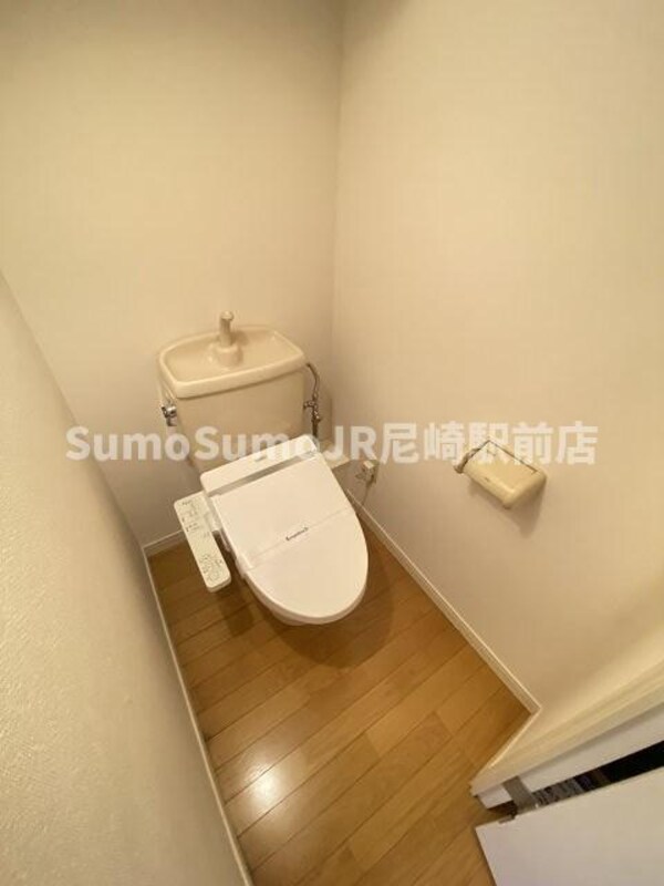 トイレ(ゆったりとした空間のトイレです)