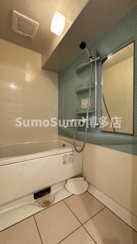 物件内観写真8　(落ち着いた空間のお風呂です)