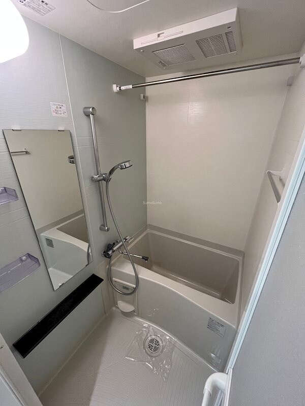 物件内観写真9　(コンパクトで使いやすいお風呂です)