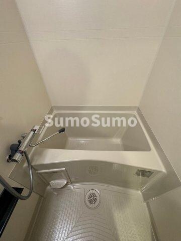 物件内観写真17　(日々の疲れを癒すお風呂付です)