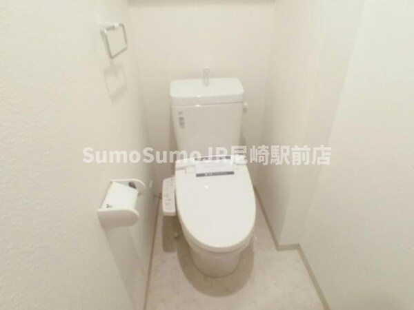 トイレ(シンプルで使いやすいトイレです)