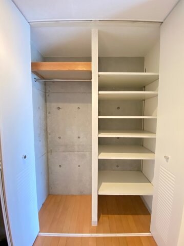 物件内観写真13　(収納のためのスペースです)