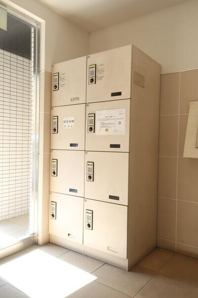 物件外観写真3　( )