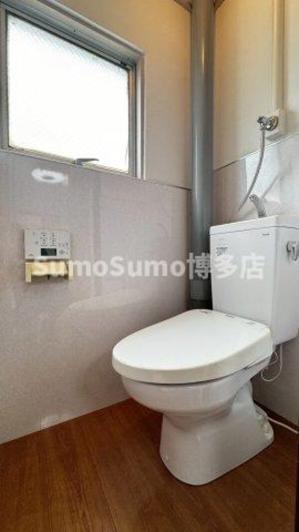 トイレ(シンプルで使いやすいトイレです)