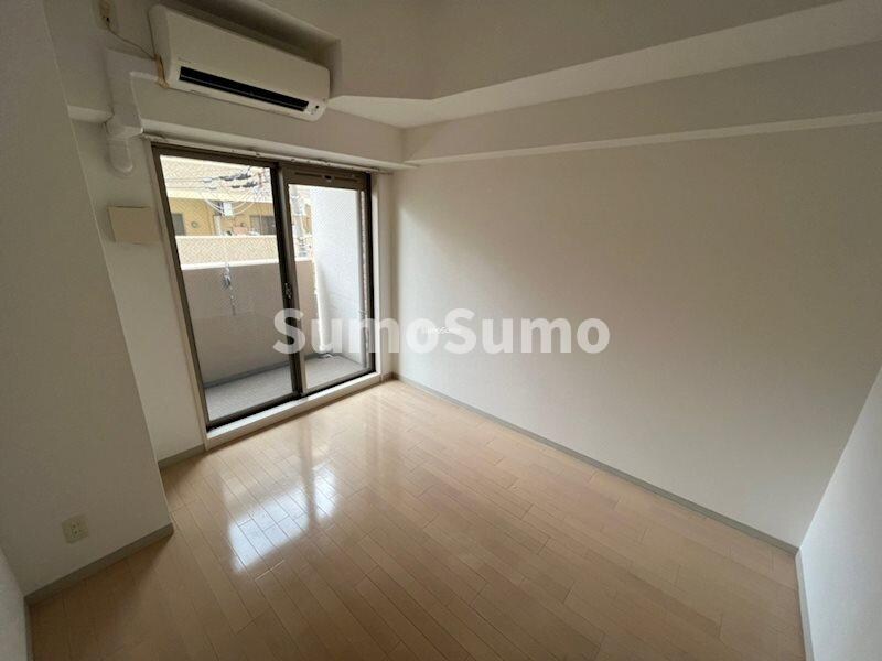 物件内観写真5　(ゆったり過ごせるリビングです)