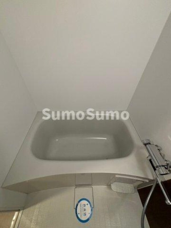 浴室(日々の疲れを癒すお風呂付です)