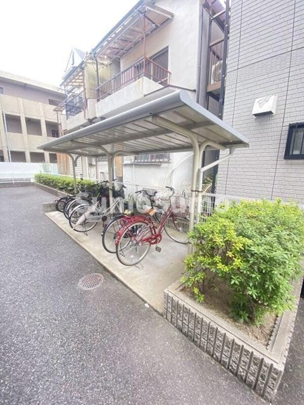 外観(落ち着いた雰囲気の外観です)