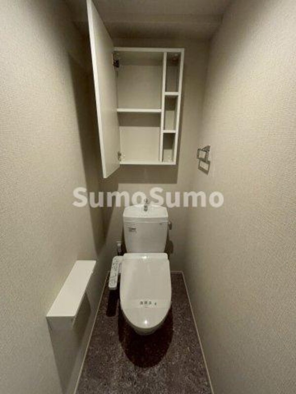 トイレ(ゆったりとした空間のトイレです)