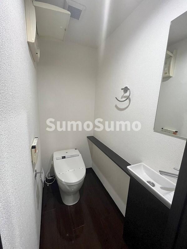 物件内観写真10　(落ち着いたトイレです)