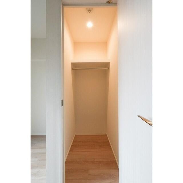 物件内観写真8　( )