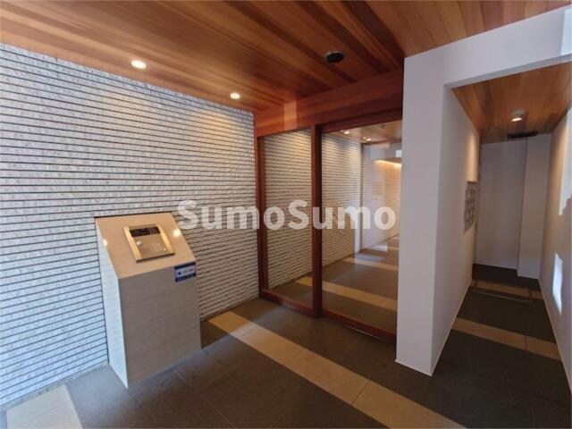 物件外観写真4　(毎日通るロビーはこのようになっています)