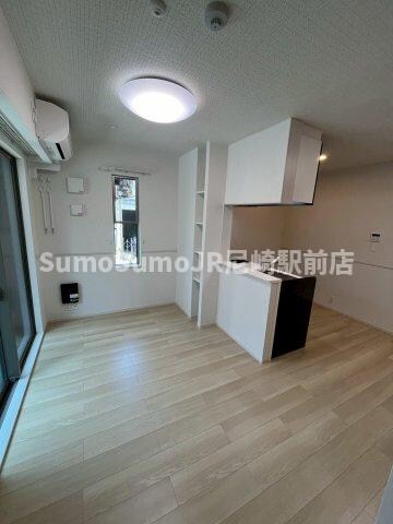 物件内観写真19　(居間です)