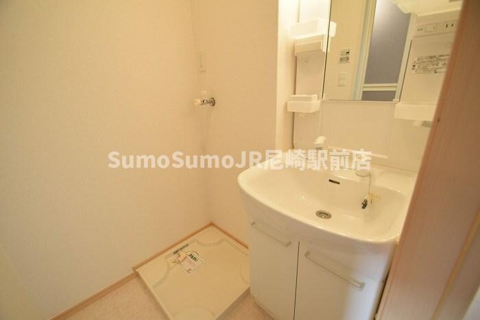 物件内観写真12　(独立洗面台です)