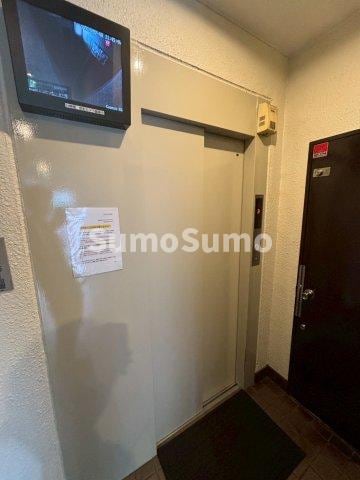 物件外観写真2　(ロビーです)