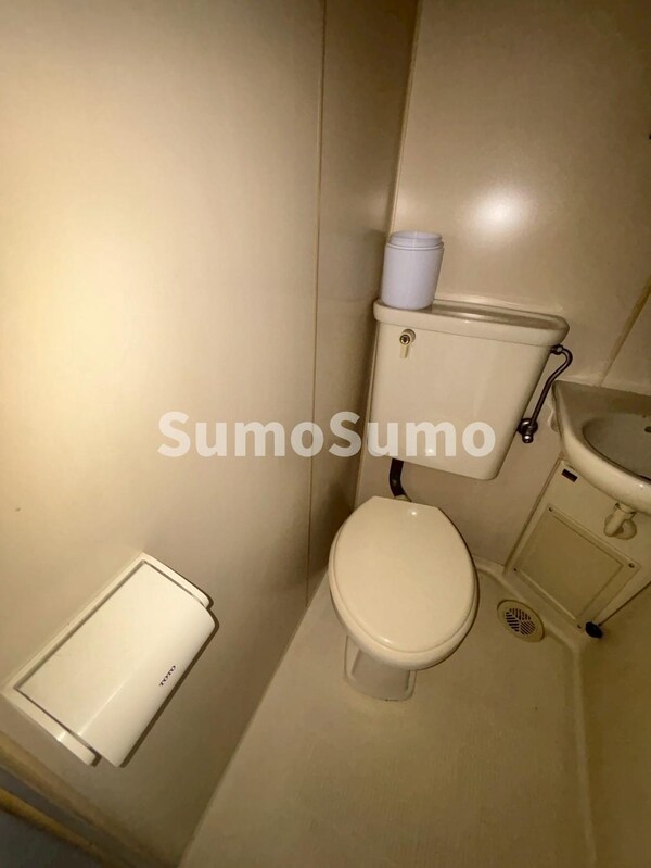 トイレ(ゆったりとした空間のトイレです)