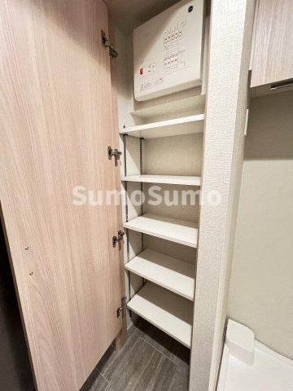 収納(便利な収納スペースです)