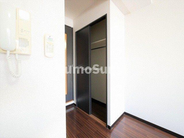 物件内観写真16　(収納スペース豊富です)