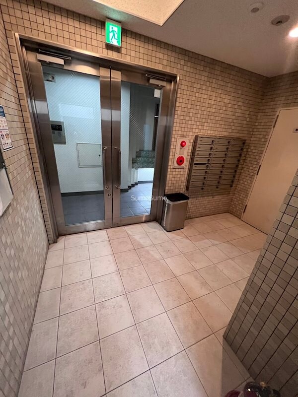 物件外観写真3　(ロビーです)