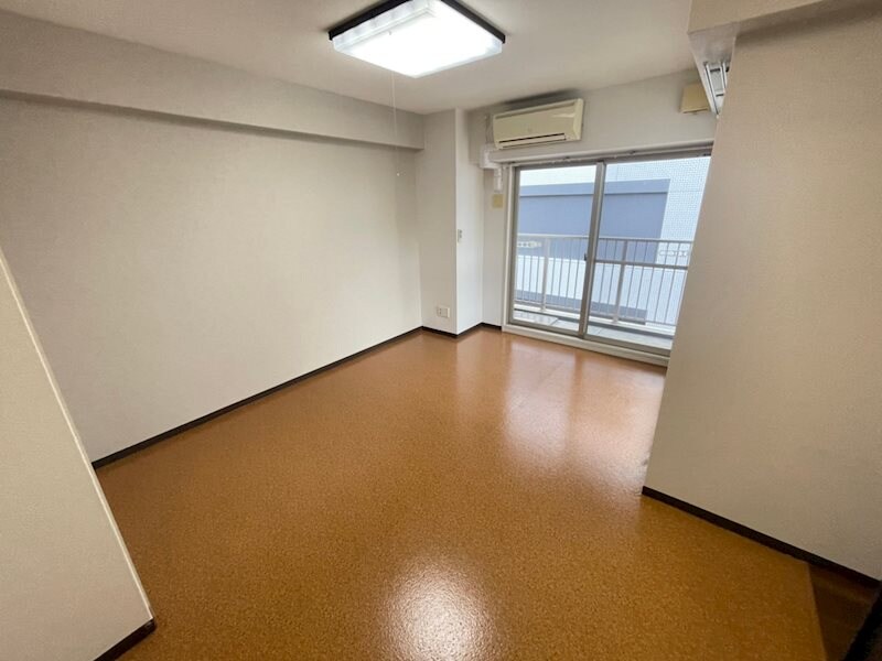 物件内観写真7　(落ち着いて過ごせるお部屋なので、寝室にいかがでしょうか)