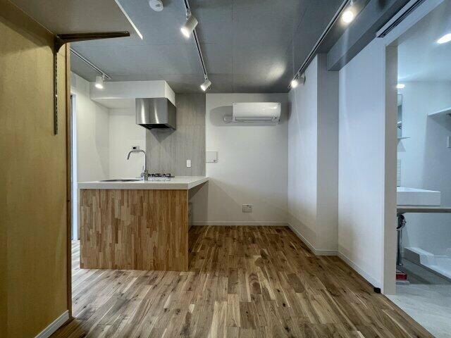 物件内観写真5　( )