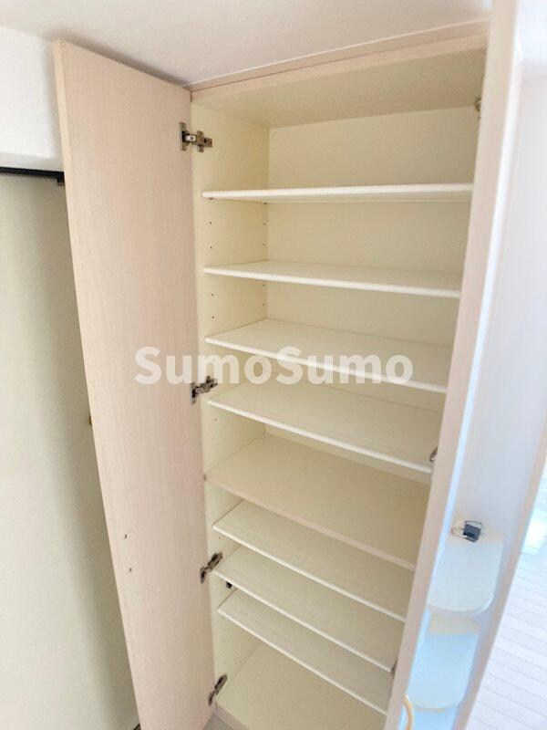 収納(便利な収納スペースです)