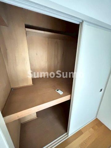 物件内観写真12　(専用の収納スペースです)