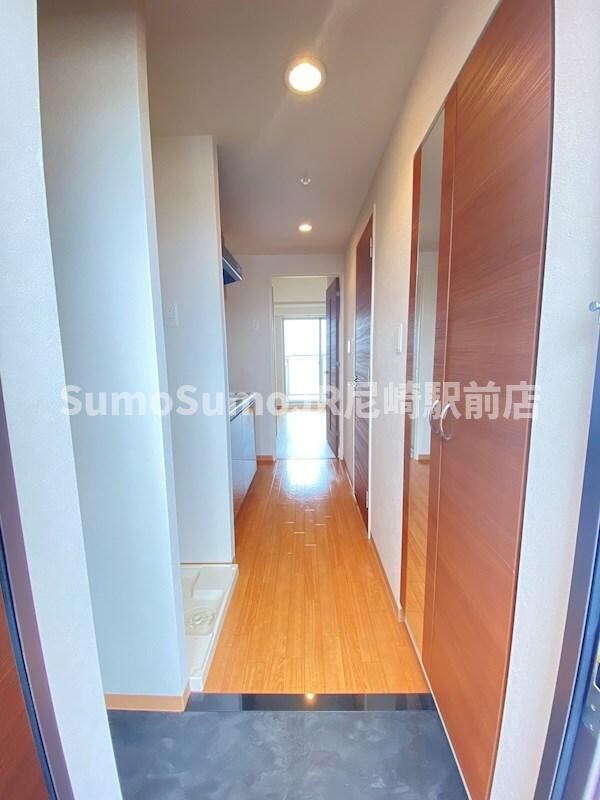 物件内観写真4　(毎日通る玄関はこちらです)