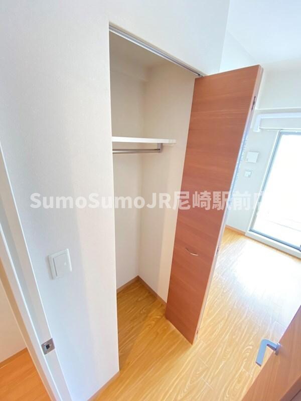 物件内観写真14　(収納のためのスペースです)