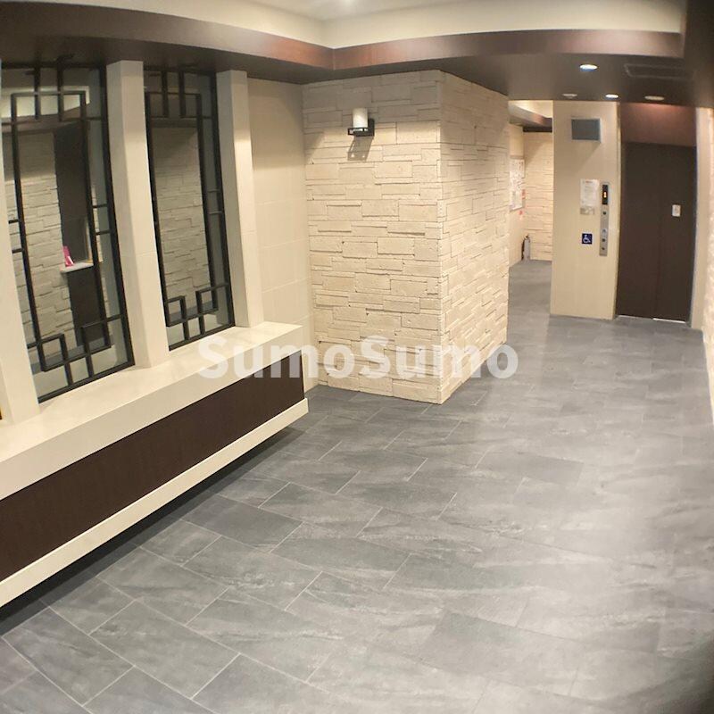 物件外観写真4　(建物の内部です)