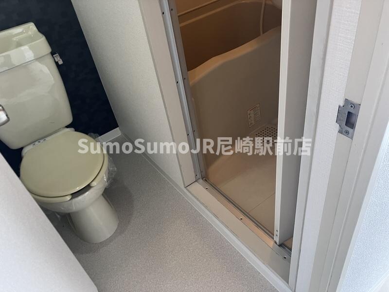 物件内観写真7　(清潔感のあるトイレです)