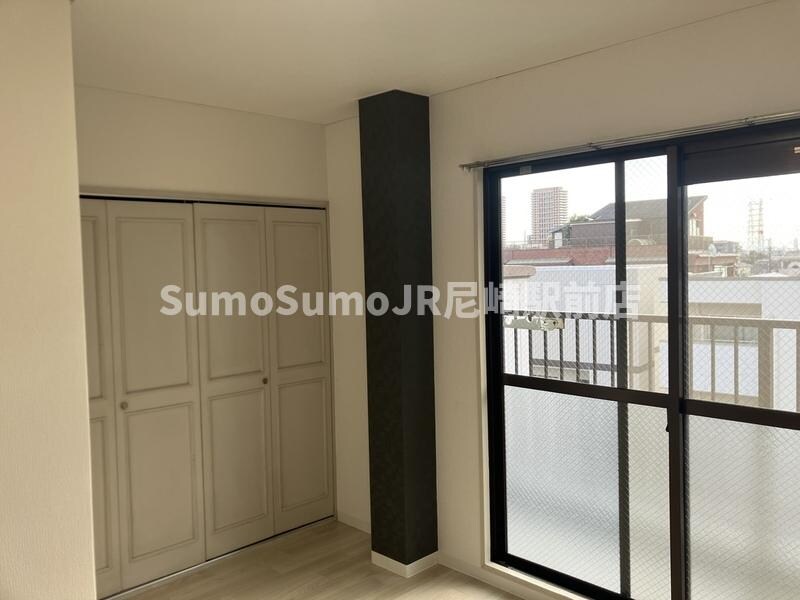 物件内観写真9　(収納があります)