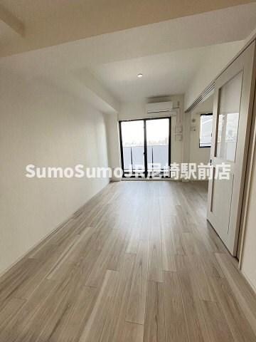 物件内観写真20　(ゆったり過ごせる居間です)